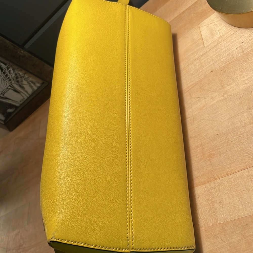 🛑SOLD🛑Fendi By The Way Yellow Black Croc Tail Bag! Monster Vibes!🖤💛🖤 - Picture 6 of 16